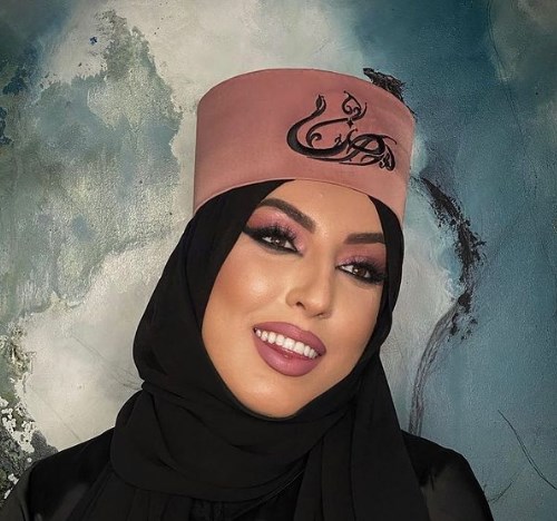 BIVŠA ŽENA DADE POLUMENTE RAZBIJA PREDRASUDE O ISLAMU: Lijepa Selma otkrila  što nosi hidžab i progovorila o razvodu - Express